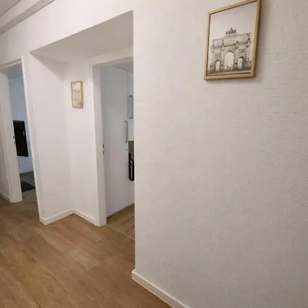 Premium Guesthouse-2 Apartment