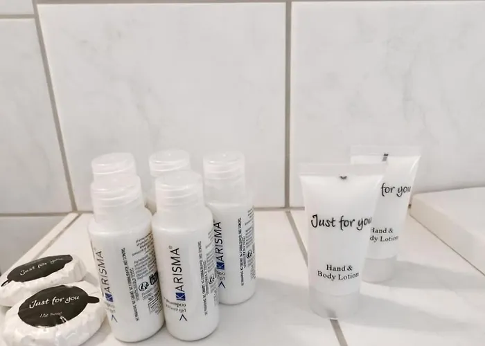 Premium Guesthouse-2 * München